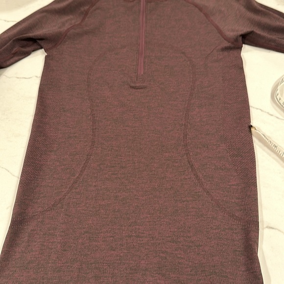 Lululemon Swiftly Speed Hooded Half Zip - Picture 9 of 10